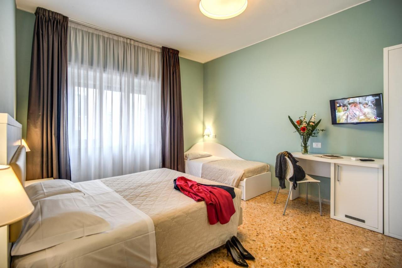 Hotel Casa Per Ferie Ravasco San Pietro Rzym Zewnętrze zdjęcie